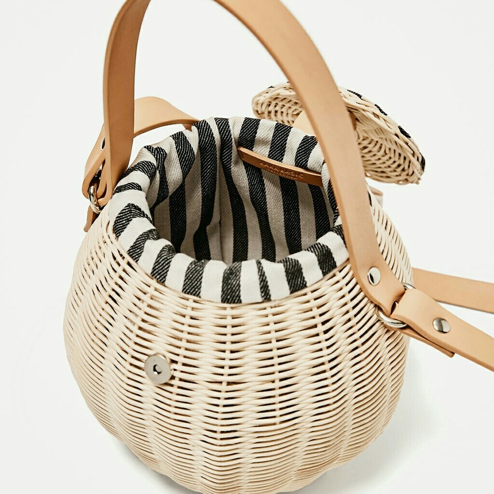 Zara Raffia Bucket Bag - Picture 3 of 9